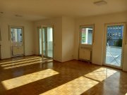 Hof H-53157 - Moderne Wohnung mit Aufzug und Einbauküche Wohnung mieten