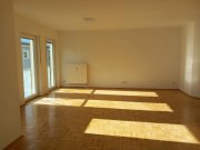 Hof H-53157 - Moderne Wohnung mit Aufzug und Einbauküche Wohnung mieten