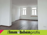 Rehau H-54083.2 - TOP-Angebot! Grundsanierte Wohnung, 4 Zimmer und Dachterrasse Wohnung mieten