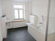 Rehau H-54083.2 - TOP-Angebot! Grundsanierte Wohnung, 4 Zimmer und Dachterrasse Wohnung mieten