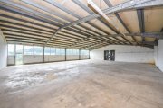 Aura im Sinngrund DIETZ: 700m² Kaltlagerhalle mit Büroraum und WC - mit 200 m² Außenfläche optional anmietbar Gewerbe mieten