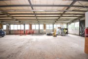 Aura im Sinngrund DIETZ: 700m² Kaltlagerhalle mit Büroraum und WC - mit 200 m² Außenfläche optional anmietbar Gewerbe mieten