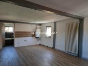 Schmalkalden Altbau‑Charme, der dich jeden Tag abholt: Fachwerk & Dachgeschoss‑Feeling Wohnung mieten