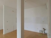 Meiningen (12536_10) MGN: ruhig gelegene kleine 2-Zimmer-Dachgeschosswohnung in der Heimstraße, EBK möglich Wohnung mieten