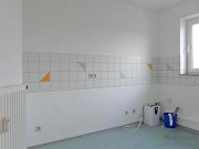 Meiningen (12536_84) MGN: ruhige 3-ZKB mit sonnigem Balkon zum grünen Innenhof, Hausmeisterservice inklusive Wohnung mieten