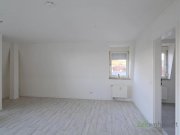 Meiningen (12537_38) MGN: ruhige 2-Raum-Dachgeschoss-Wohnung mit Aufzug und Balkon zum grünen Innenhof, Hausmeisterservice Wohnung mieten