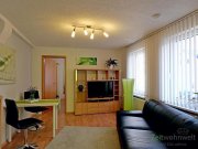 Erfurt (EF0589_M) Erfurt: Hochheim, kleine möblierte 2-Zimmer Wohnung mit sep. Hauseingang, an Wochenendheimfahrer Wohnung mieten